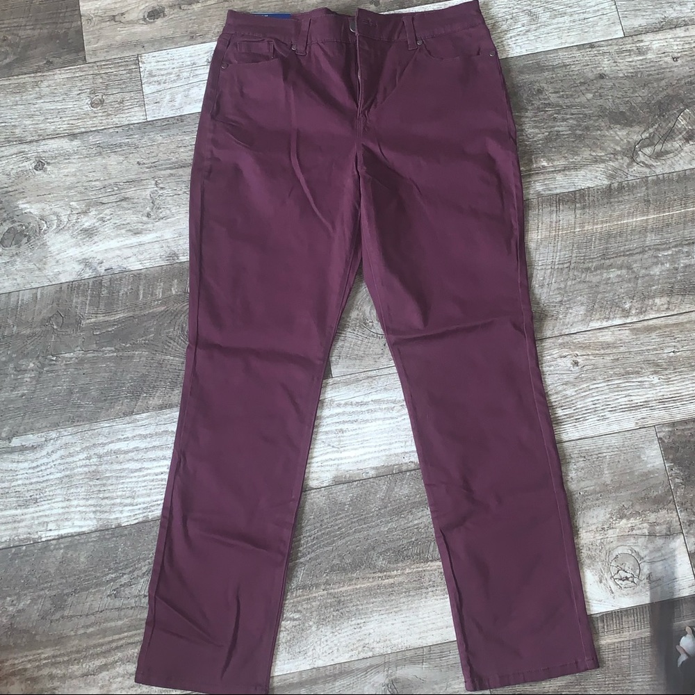 Women’s dress pants